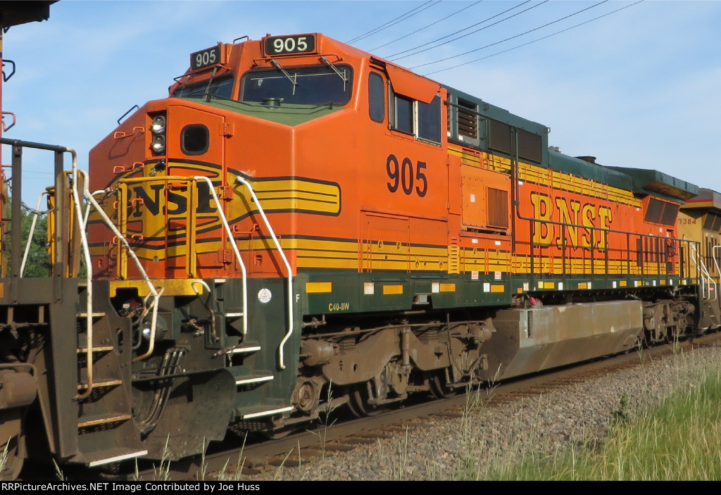 BNSF 905